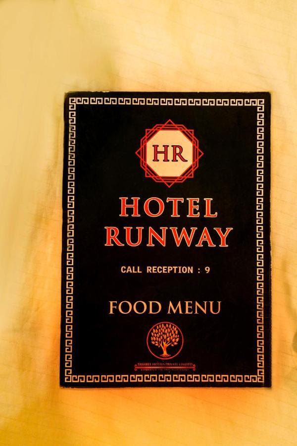 Airport Hotel Runway New Delhi Exteriör bild